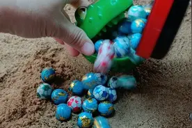 你吃不吃？吃……你吃不吃？不吃……视频封面