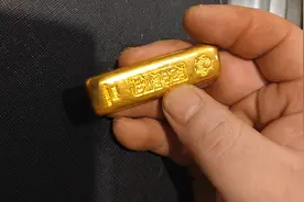 做两只黄金手镯叠着戴视频封面