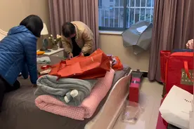 河南姑娘陪嫁都有啥，远嫁姑娘提前装箱，奶奶直呼太多爸爸却说少视频封面