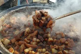 石家庄红白事一连吃几天大锅菜，家家会做，人人爱吃，堪称食经典视频封面