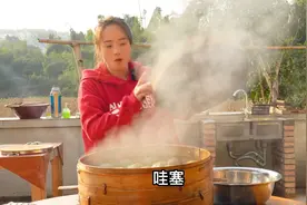 阳光正好微风不燥，田间去采点青蒿，蒸了一锅清明团子真好吃视频封面