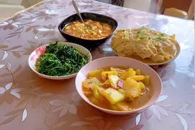 苏州退休阿姨的日常，午餐10点做4个家常菜，有荤有素，好吃不贵视频封面