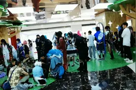 端午节被过成了狂欢节cosplay!现在的孩子太疯狂！视频封面
