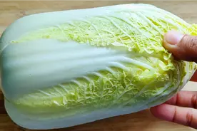 白菜这么腌，1天就能吃，酸脆下饭做一次吃一周，比辣白菜都好吃视频封面