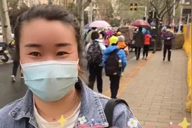 妹子出差累得人都虚脱了，和想像中差距太大，这辈子不想出远门了视频封面