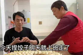 憨媳妇长期透析不能干活，妈妈外出打工补贴家用，可怜天下父母心视频封面