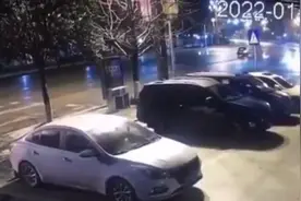 我建议你在吃饭的时候别看，我怕你忍不住……视频封面