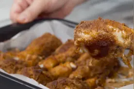 烤箱中完美的鸡腿，简单配方视频封面