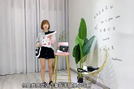 小羊准备用一款帆布鞋来搭配出两套风格不同的休闲装，效果如何？视频封面