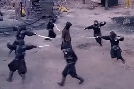 日本六武士大战黑旋风，场面精彩视频封面
