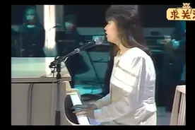 《月半小夜曲》日语原版，1986年河合奈保子现场演唱，美哭了视频封面