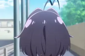 这俩小情侣甜死了！视频封面