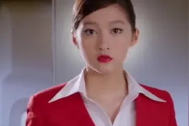 关晓彤成为空姐，在飞机上怼人富豪，没想到却和富豪结婚了。视频封面