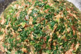 荠菜饺子馅好吃有诀窍，教你饺子馆20年不外传秘制配方，鲜嫩多汁视频封面