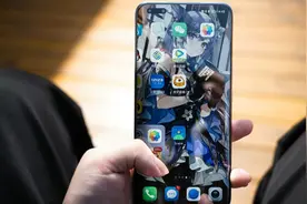 Android 14 发布：首批适配机型公布，小米 OV 第一时间升级！视频封面