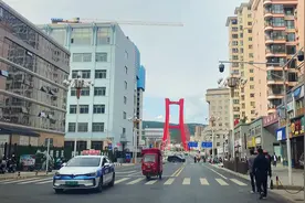 带你走进天水以前的富人区视频封面