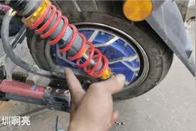 电动车2000瓦片电机，蓝德72490控制器宁德时代72伏100安极速多少视频封面