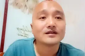 包工头没钱发工资，农民工的工资该由谁来负责视频封面