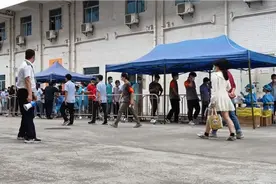 11月16号，广州疫情太严重了，全区封城封闭严查！