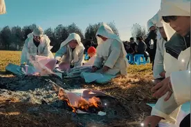 节哀顺变,此刻就应对去世者的真诚祝愿,祝他老人家一路走好………视频封面