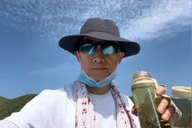健康来自饮食来自运动，乐观心态也会决定你的健康！聊，是沟通。视频封面
