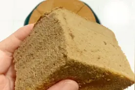 今日分享六寸可可戚风蛋糕的做法，组织细腻不塌腰不回缩视频封面