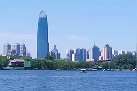 胜过北上广深，超越天堂苏杭，一个世界级大都市—济南，正在崛起视频封面