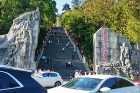 游遵义红军山