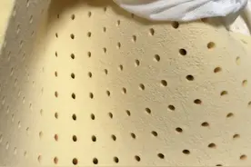 天然乳胶产品vs合成乳胶产品氧化后的表现视频封面