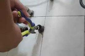 水管内接断了 最简单取出方法视频封面