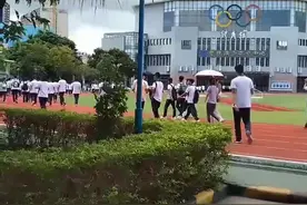 抢饭内卷太可怕图片
