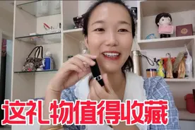 军哥结婚6年第一次送军嫂口红，军嫂惊呆了，直呼这也太暖心了视频封面