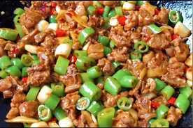 厨师长教你仔姜鸭的家常做法，步骤详细，香辣入味下酒又下饭视频封面
