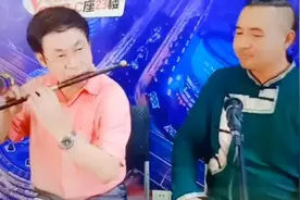 胡老师是民乐乐器的专业大师，他的演出深受欢迎！视频封面