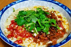 玉米面鱼儿在家简单做，爽滑开胃又营养，入口即化，爽囗又解腻视频封面