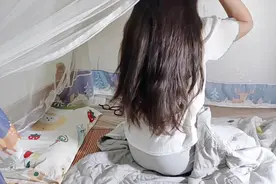 独居妹洗澡总忘拿洗澡用品，网友:一个人独居就是要注意些视频封面
