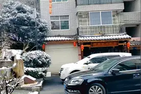 大年初五迎财神，湖北农村又下雪了真是漂亮，这个春节过年真难忘