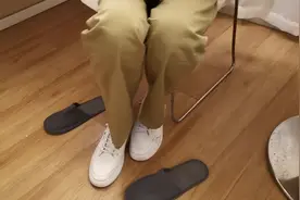 干净的老人让人爱视频封面