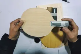 乒乓球底板DIY私人订制，蝴蝶王大芯改良版，超厚大芯超强强底劲视频封面