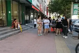 安徽智飞第三针接种疫苗，排队俩小时，打针三秒钟，留观半小时