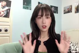 粉丝给我寄来黑丝，up主当场哭了视频封面