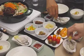 韩国主妇冬天的第一顿火锅，牛肉章鱼和满满的蔬菜，配着栗子饭吃视频封面