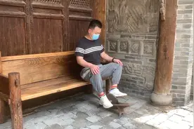 中药的碾药视频封面