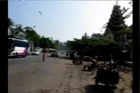 无情的战火。今天我们这边又打仗了，炮声不停的响视频封面