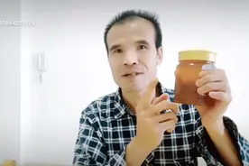 没想到每天一两勺蜂蜜对于养生作用有这么厉害，我怎么现在才知道视频封面