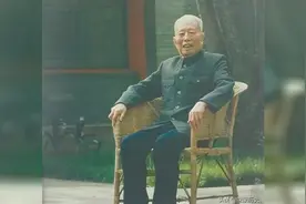 开国大将候选人原拟定15位，哪5位落选？他们被授予了什么军衔视频封面