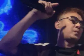 SE7EN视频封面