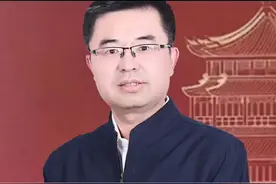 独领风骚的伟大诗人毛主席，文韬武略样样精通。#伟人诗词 #诗词视频封面