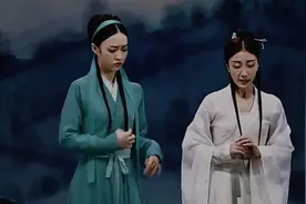 小碗管乐千年就一回，她们是怎么做到又好看，又不正常的#喜剧视频封面