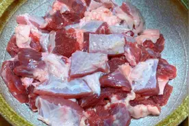炖牛肉，切记不要焯水和直接炖，大厨教你一招，软烂又入味，美味